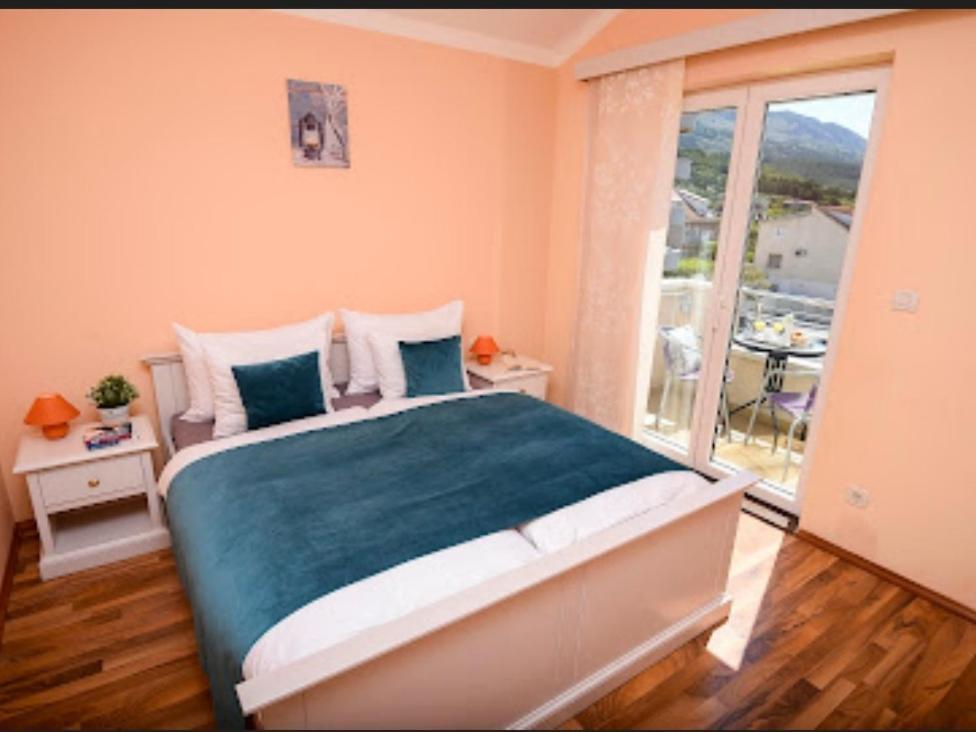 Apartmani Dubrava ポドストラナ エクステリア 写真