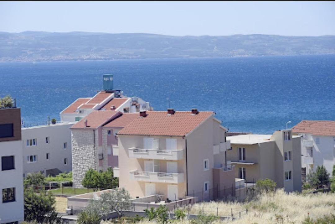 Apartmani Dubrava ポドストラナ エクステリア 写真