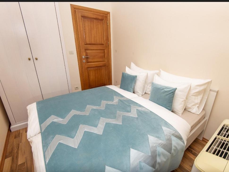 Apartmani Dubrava ポドストラナ エクステリア 写真
